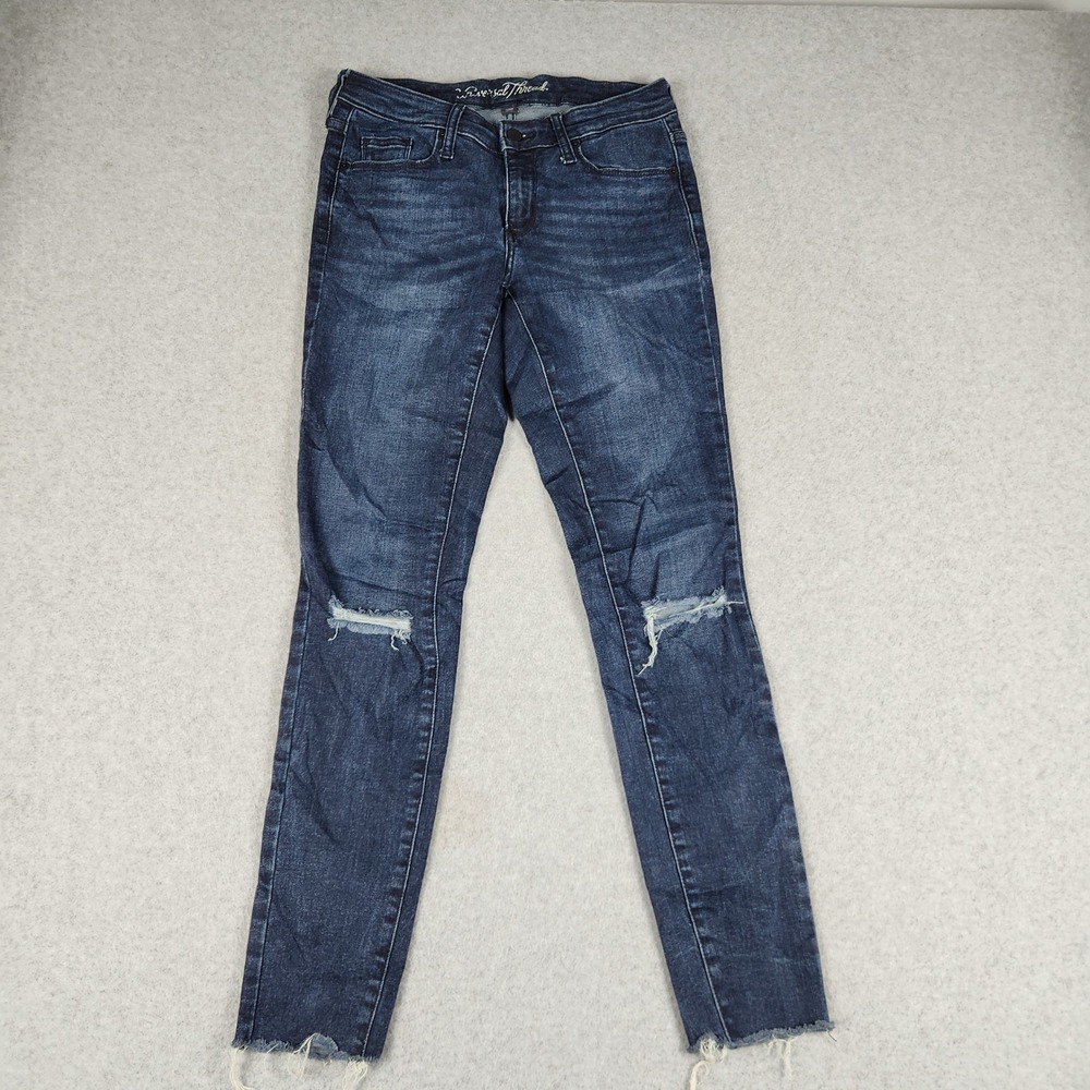 Universal Thread Skinny Jeans Womens 2/26R Blue Denim Whiskered Distress Raw Hem